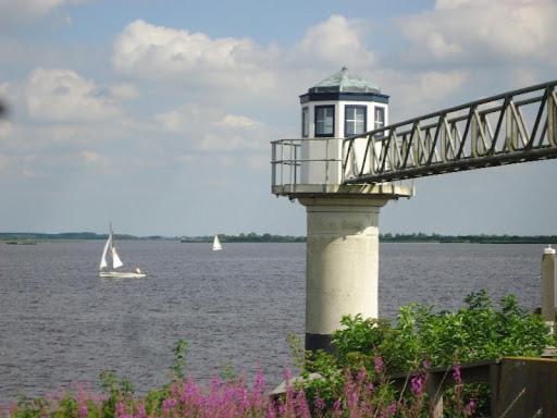 Bellemare Bungalow Lauwersmeer Mit Ueberdachte Veranda Und Eingezaeuntem Garten Anjum Eksteriør billede