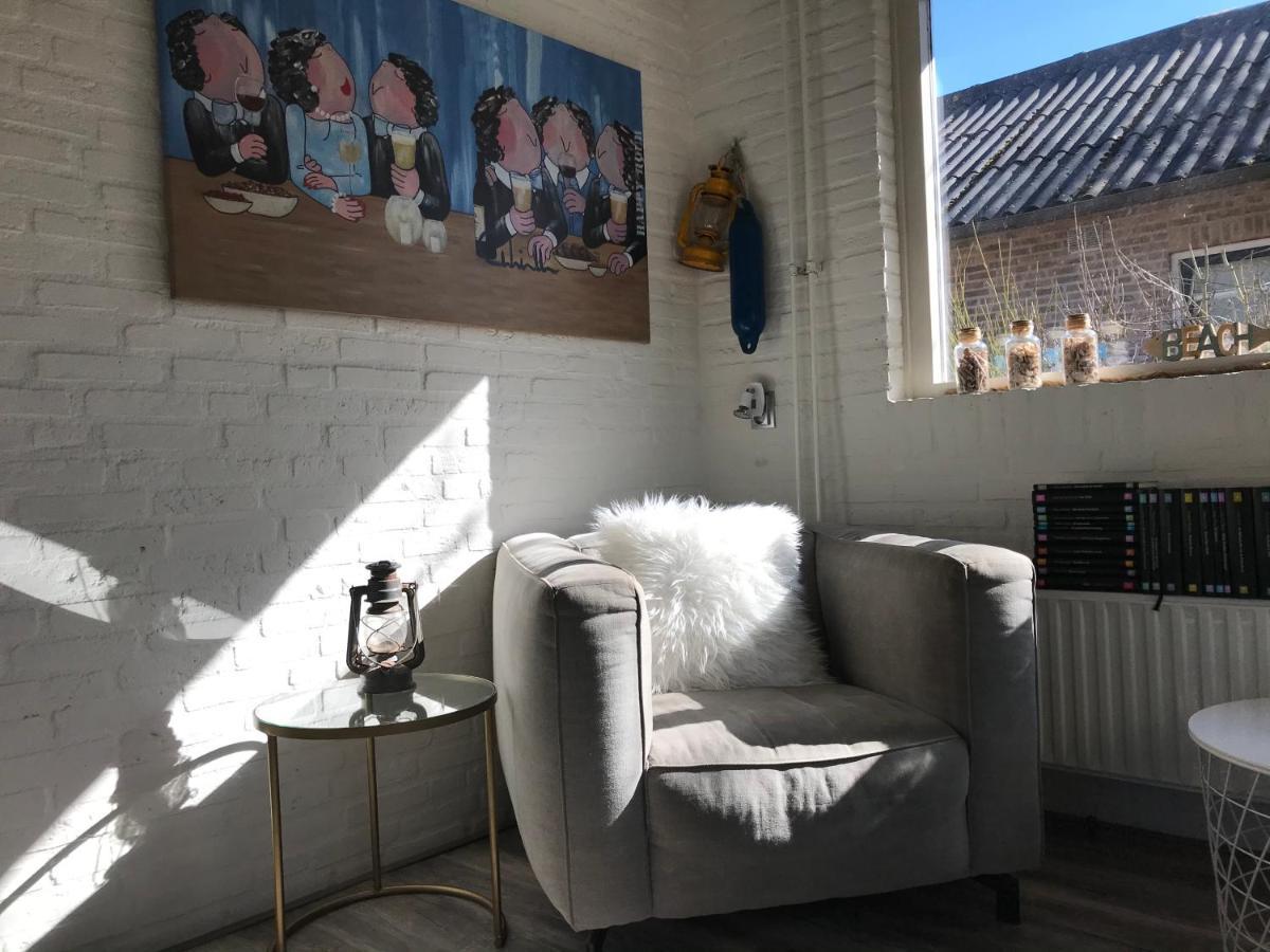 Bellemare Bungalow Lauwersmeer Mit Ueberdachte Veranda Und Eingezaeuntem Garten Anjum Eksteriør billede